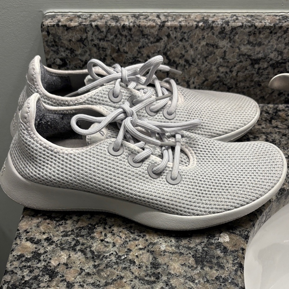 AllBirds Tree Runners, women’s size 8